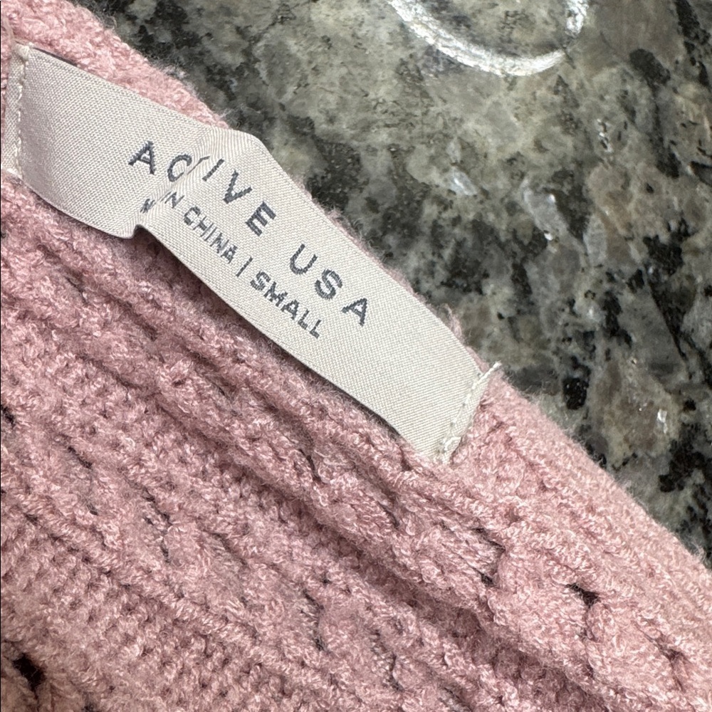 Active USA cropped knitted White Sweater S - Picture 2 of 9